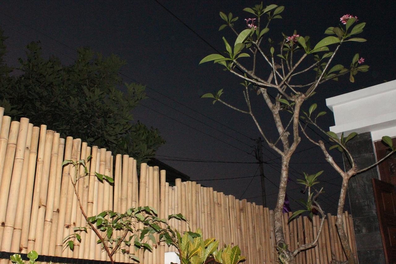 The Wayang Homestay Yogyakarta Exterior foto
