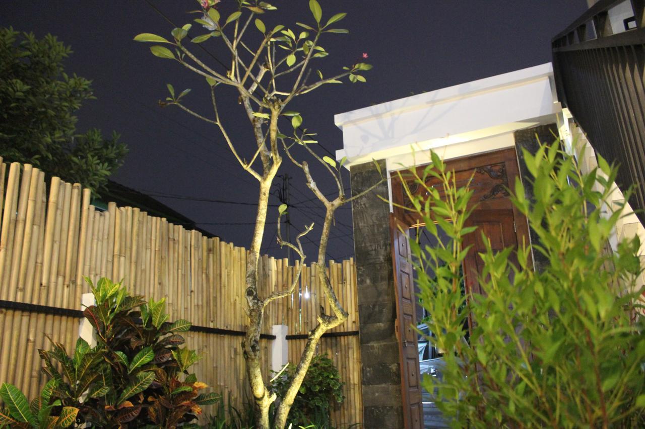 The Wayang Homestay Yogyakarta Exterior foto