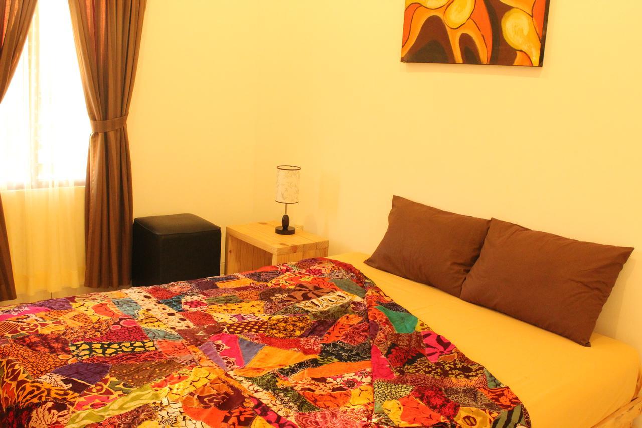 The Wayang Homestay Yogyakarta Exterior foto